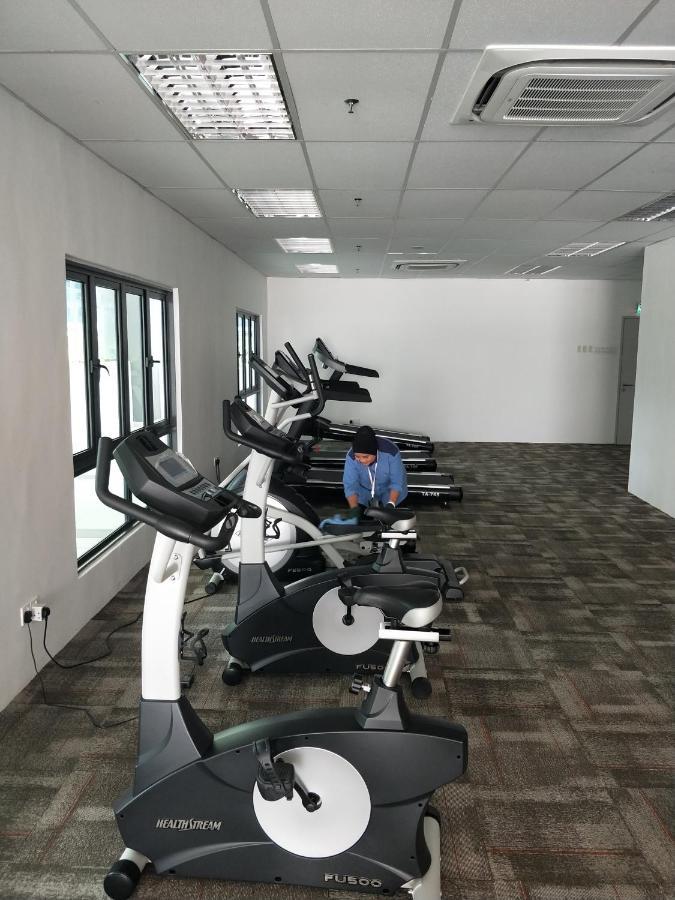 Netflix # Sky Suite Near Jaya One By Salaam Suites, 2 Pax Petaling Jaya Zewnętrze zdjęcie